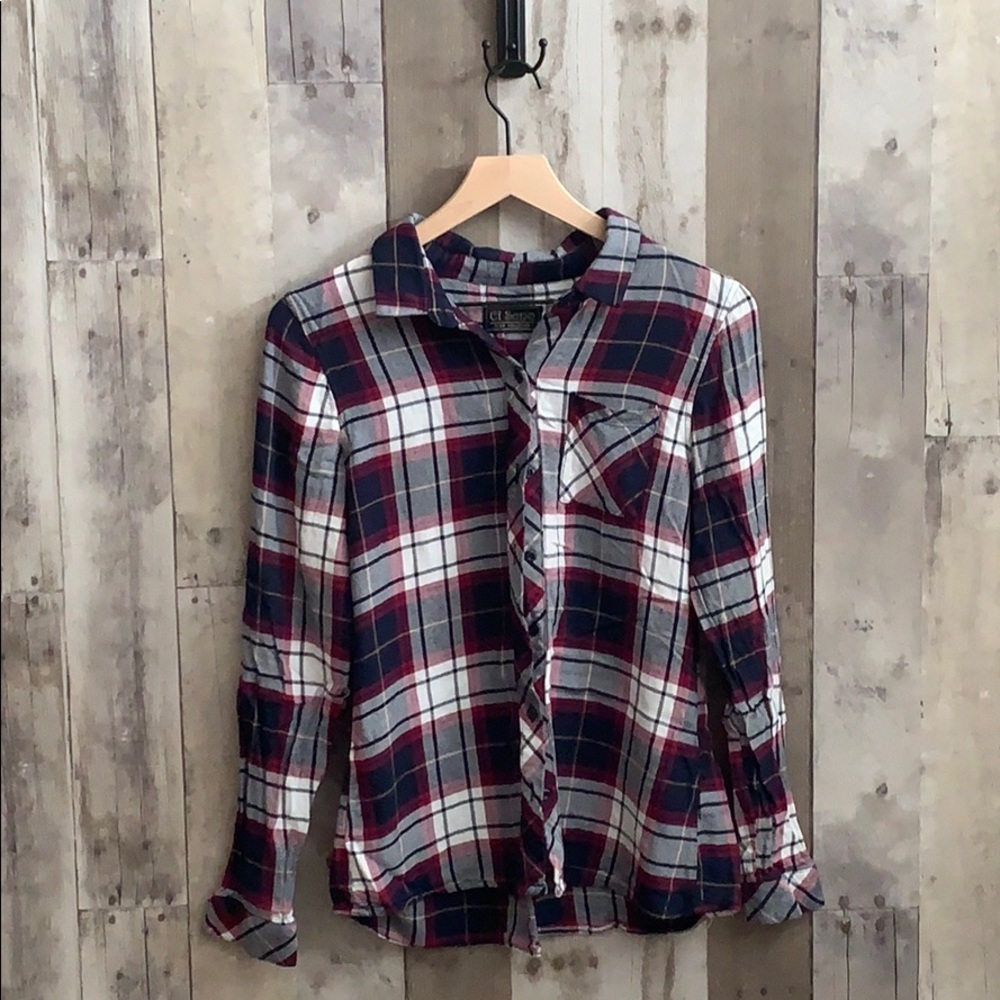 Plaid Button Up Longsleeve